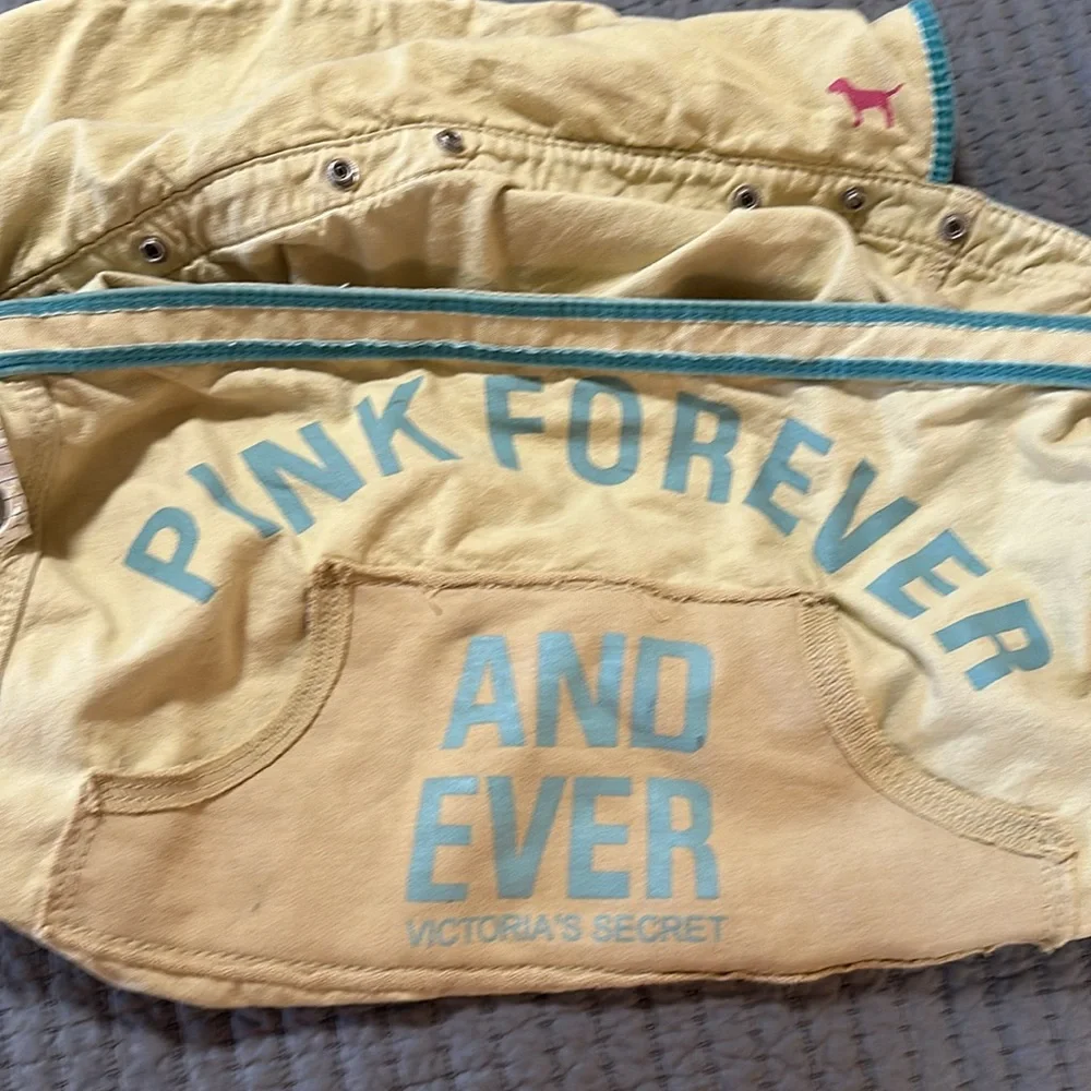 👠✈️🩴💄💋VINTAGE VICTORIA’S SECRET OVERNIGHT BAG W/4-snap in toiletries bags - Picture 9 of 16